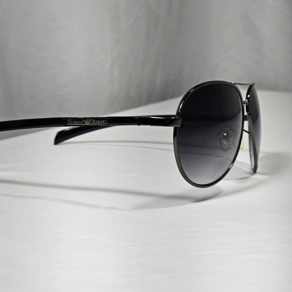 Vintage Giorgio Armani Aviator Polarized Italy Sunglasses Black Frame - Picture 13 of 13
